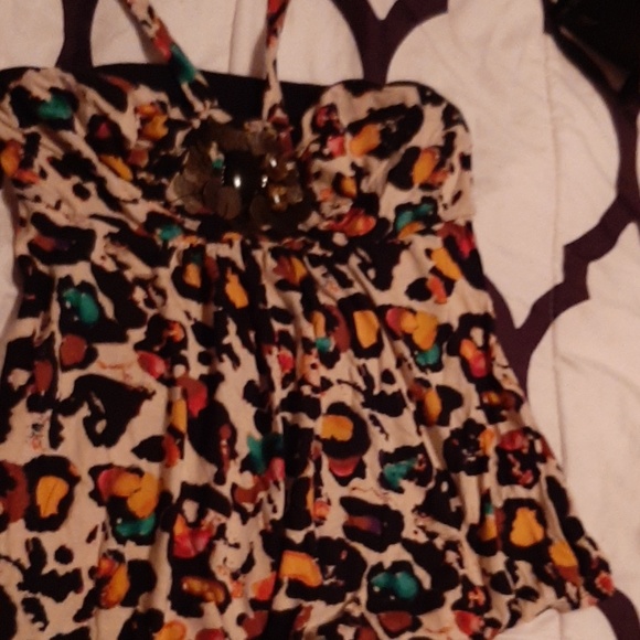 A shirt - Picture 1 of 1